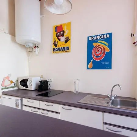 Le Retro Avec Mezzanine En Plein Centre *