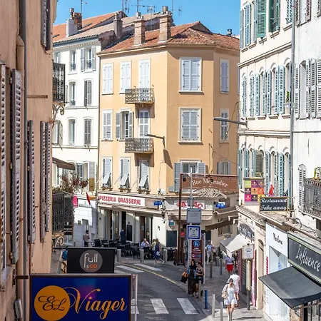 Апартаменты Le Retro Avec Mezzanine En Plein Centre Канны